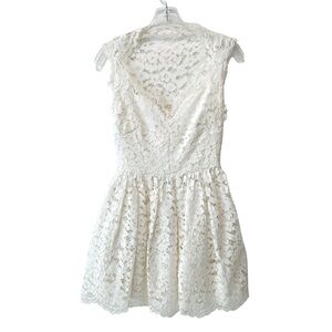 Authentic Alexis Dress Women Size XS White Lace Ruffled Poof V-Neck Princess